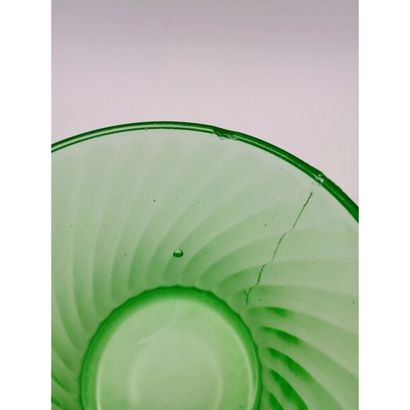 Uranium Anchor Hocking Spiral Green Cup & Saucer Set- See Photos - Picture 4 of 5